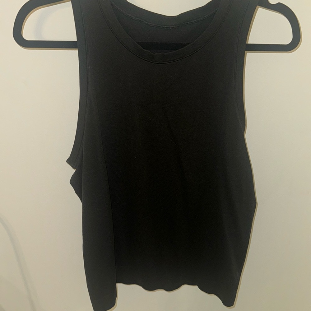 Lululemon  black tank